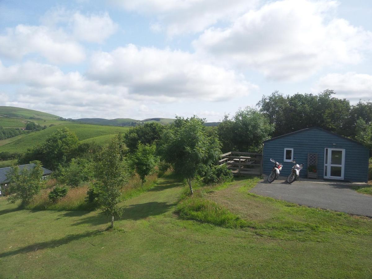 4 Bedroom Holiday Lodge In Welsh Hillside Woodland Llandrindod Wells Exterior foto